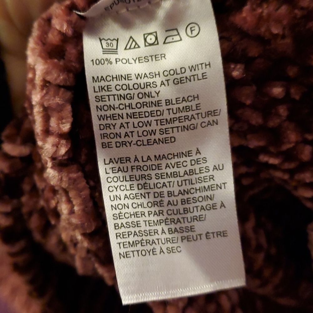 Design Lab Sweater - Picture 6 of 6